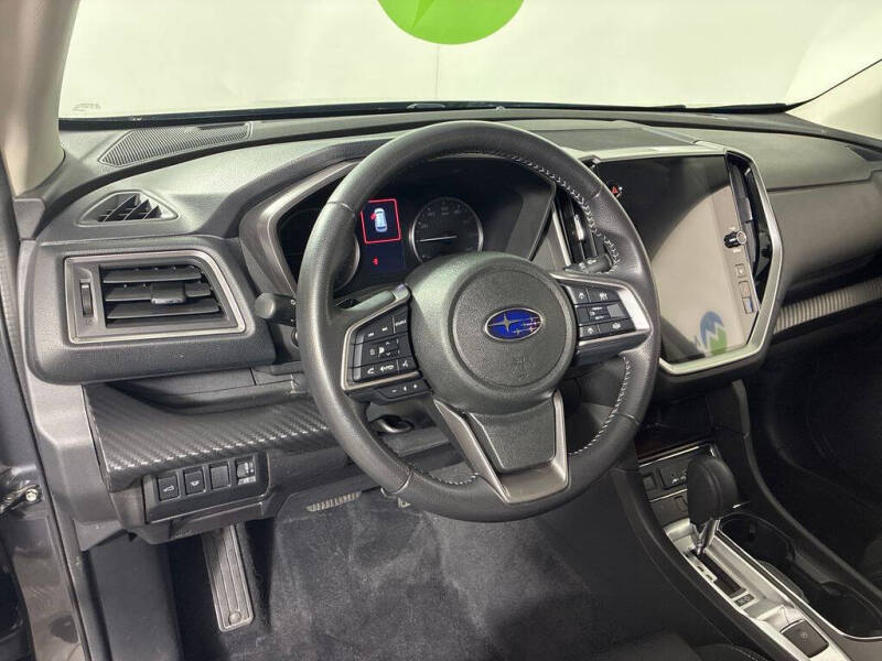 2023 Subaru Ascent Premium 8-Passenger