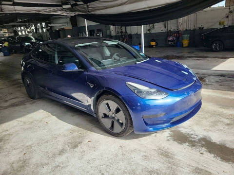 2021 Tesla Model 3 Standard Range Plus