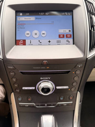 2017 Ford Edge Titanium