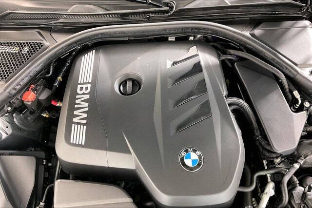 2025 BMW 3 Series 330i xDrive