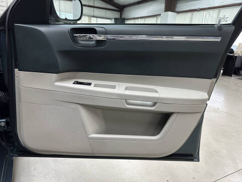 2005 Chrysler 300 Touring