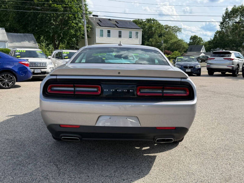 2018 Dodge Challenger SXT