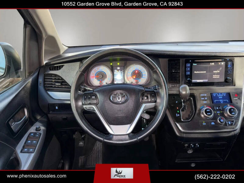 2015 Toyota Sienna