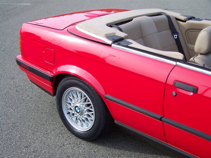 1993 BMW 3 Series 325i