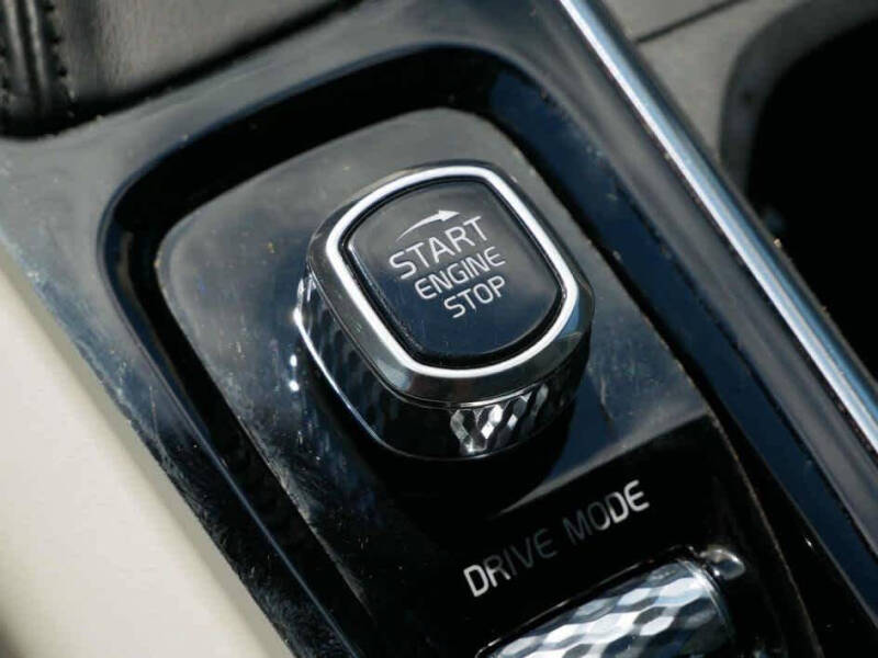 2021 Volvo S60 T5 Momentum