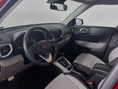 2024 Hyundai Venue SEL