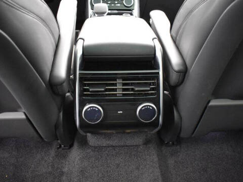 2023 Land Rover Range Rover P400 SE LWB