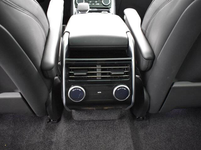 2023 Land Rover Range Rover P400 SE LWB