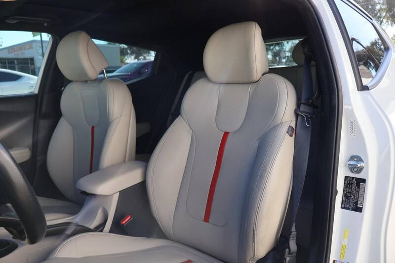 2019 Hyundai Veloster Turbo Ultimate