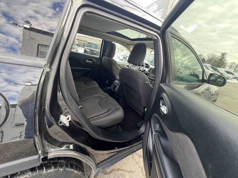 2016 Jeep Cherokee Latitude Altitude