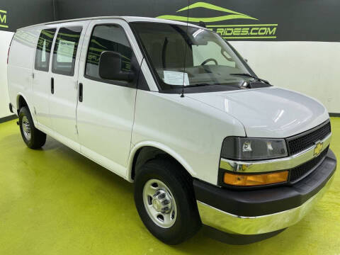 2022 Chevrolet Express 2500