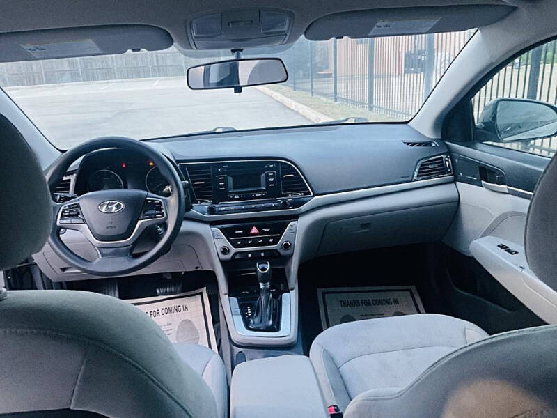 2018 Hyundai Elantra