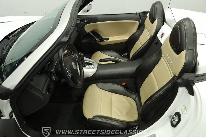 2009 Saturn SKY Red Line