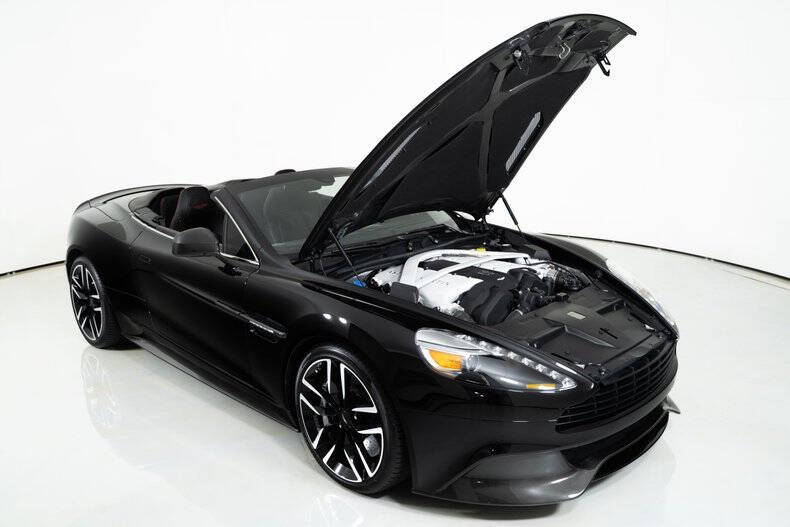 2015 Aston Martin Vanquish Volante