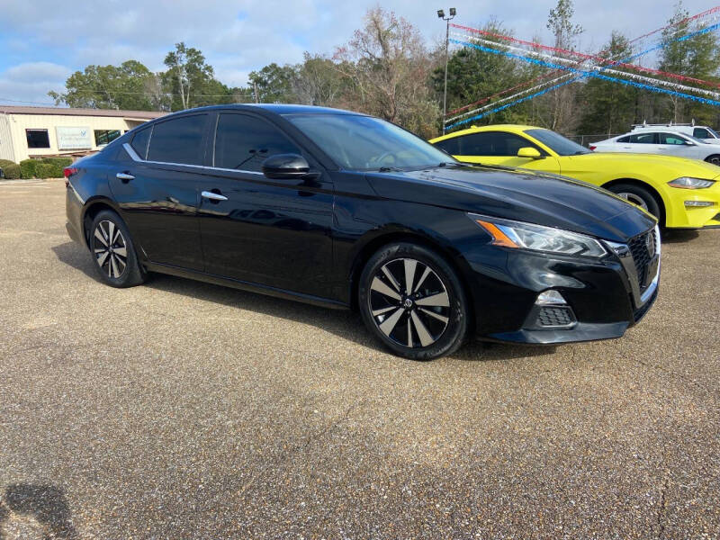 2022 Nissan Altima SV's photo