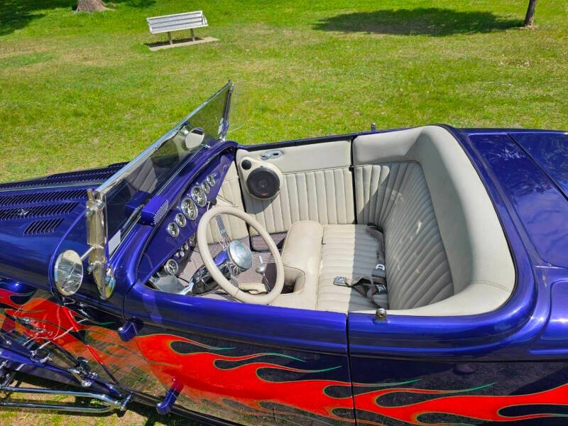 1932 Ford Highboy 15