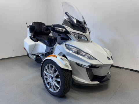 2016 Can-Am Spyder RT SE6