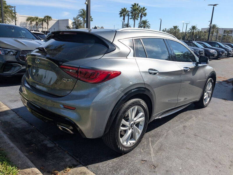 2018 Infiniti QX30 Essential