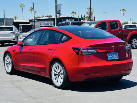 2021 Tesla Model 3 Standard Range Plus