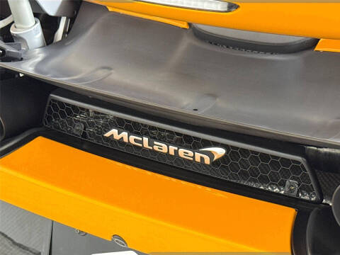 2022 McLaren 720S Performance