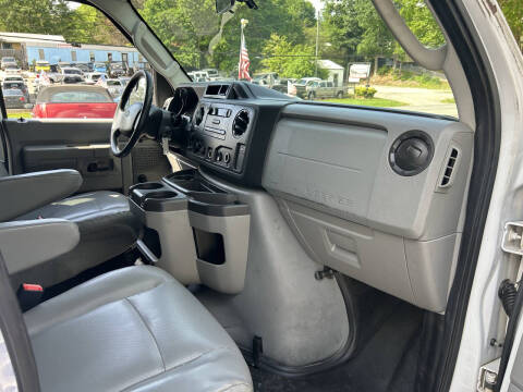 2012 Ford E-Series E-350 SD XL