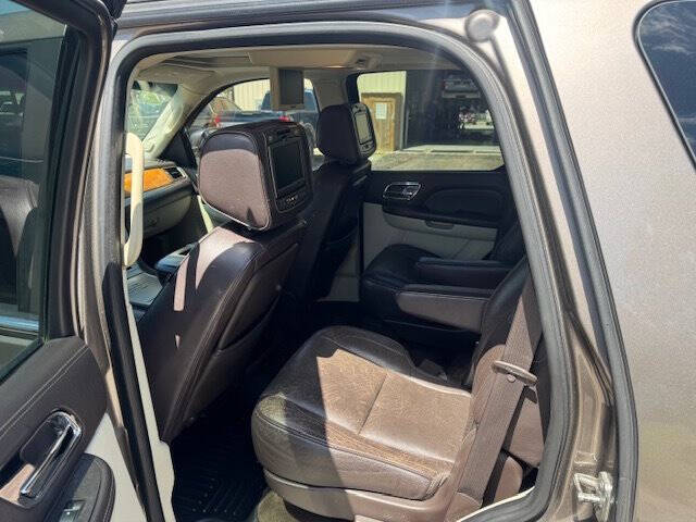 2012 Cadillac Escalade Platinum Edition