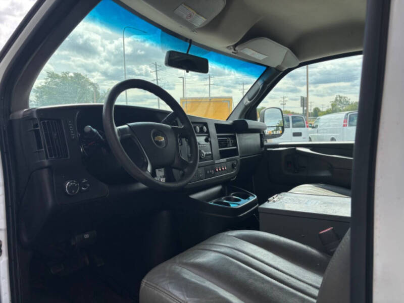 2014 Chevrolet Express 2500 Cargo Van
