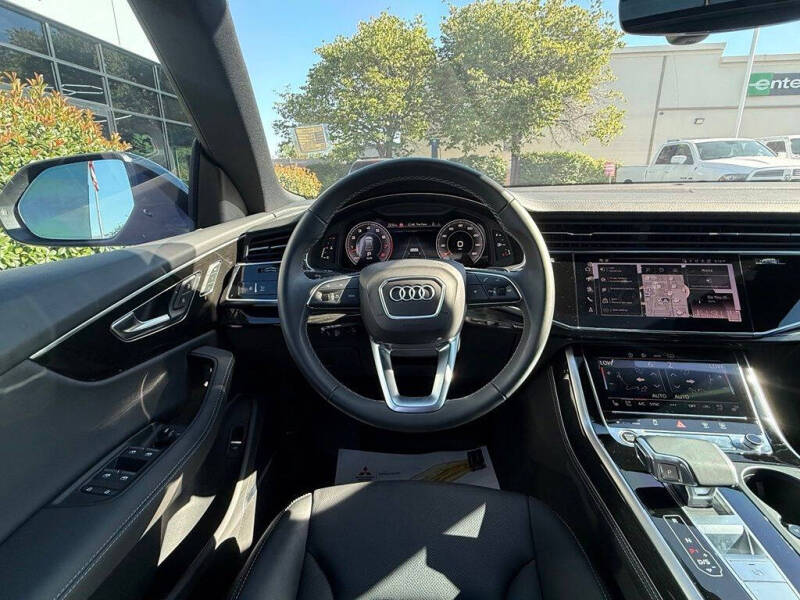 2025 Audi Q8 quattro Premium Plus 55 TFSI