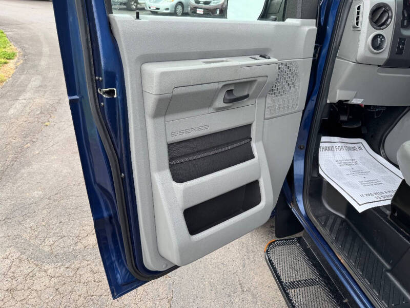 2011 Ford E-Series E-250
