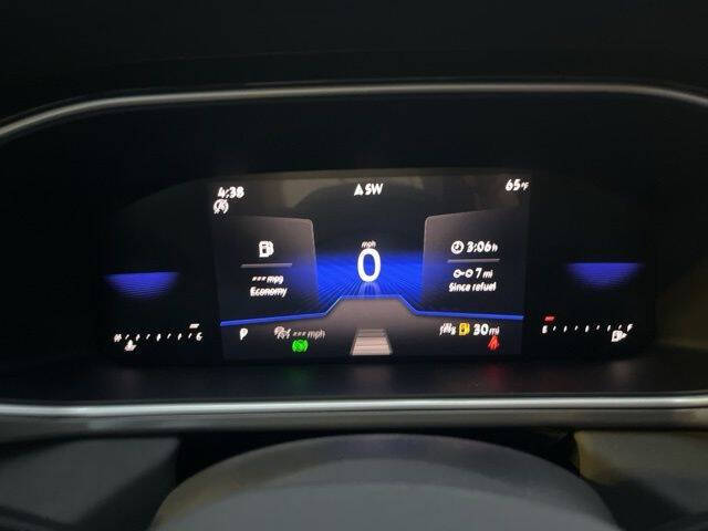 2026 Volkswagen Taos SE Black