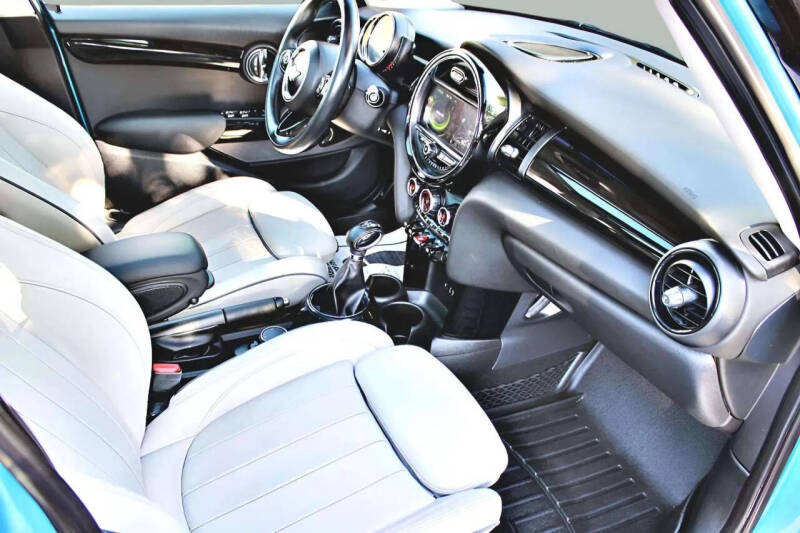 2016 MINI Hardtop 4 Door Cooper S