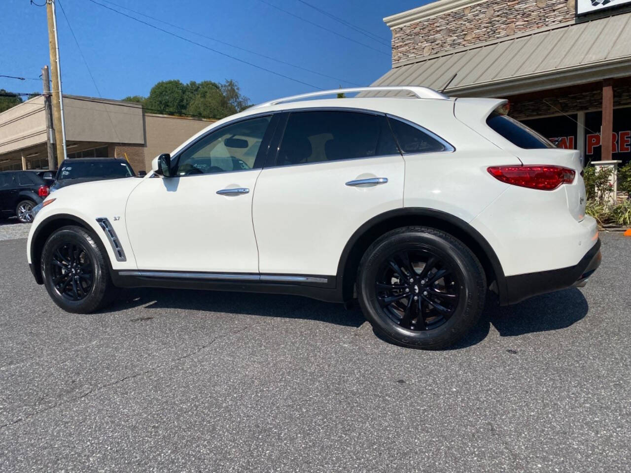 2017 INFINITI QX70 for sale at Driven Pre-Owned in Lenoir, NC