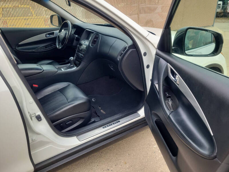 2016 Infiniti QX50