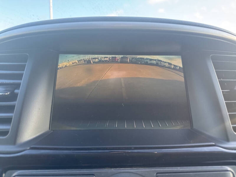 2020 Nissan Pathfinder SV