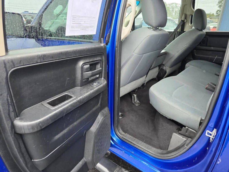 2017 RAM 1500 Express