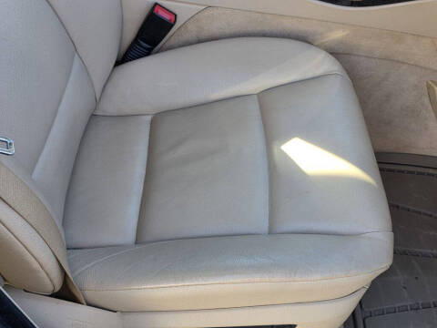 2011 BMW 5 Series 528i