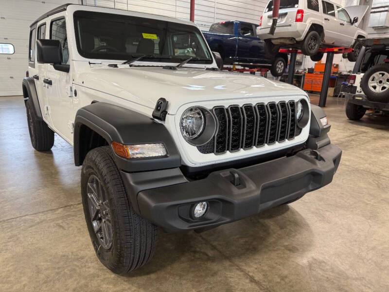 2026 Jeep Wrangler 4-Door Sport RHD's photo
