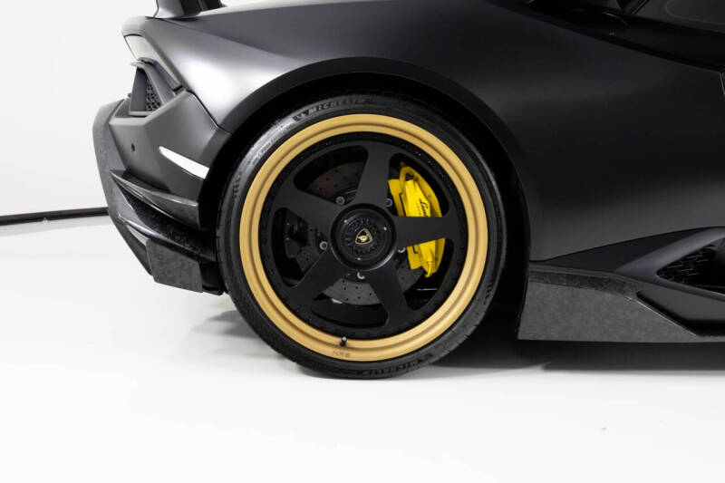 2018 Lamborghini Huracan LP 640-4 Performante