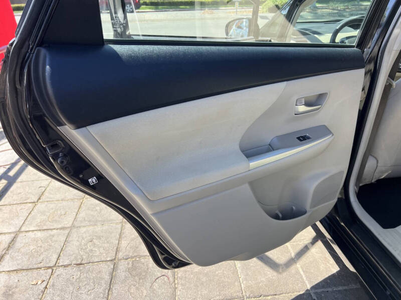 2012 Toyota Prius v Three