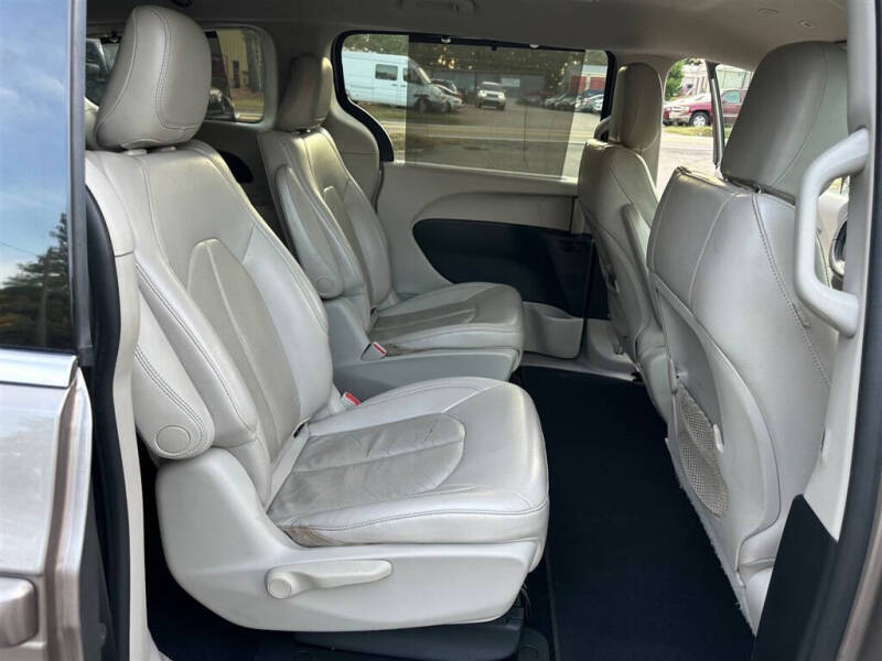 2018 Chrysler Pacifica Touring L