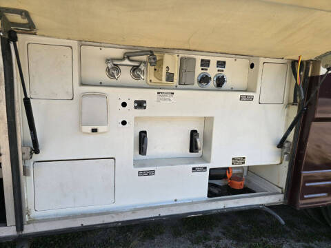 2004 Country Coach Magna