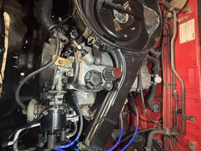 1986 Mazda B2000