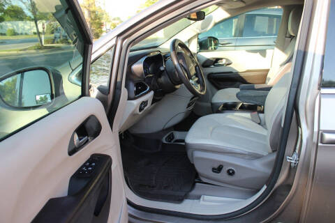 2018 Chrysler Pacifica Touring L Plus