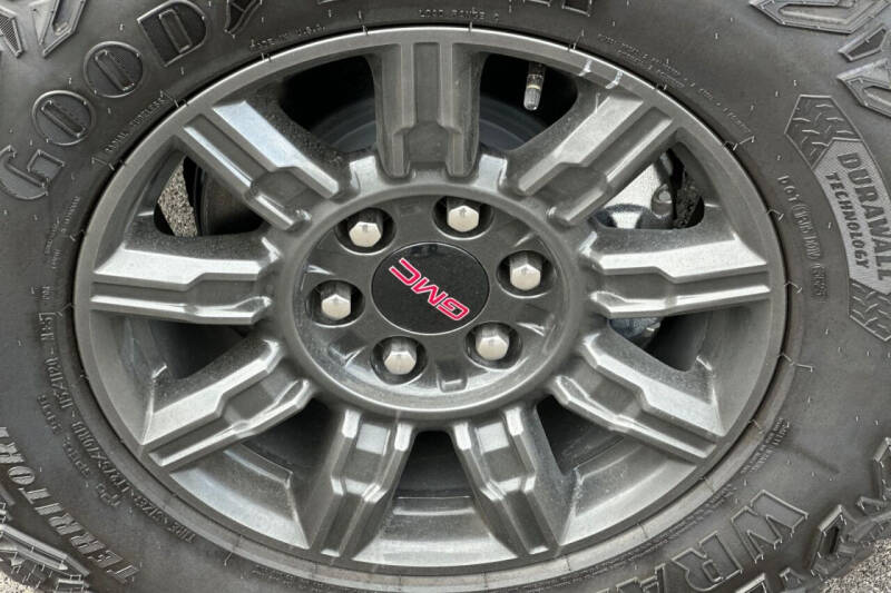 2024 GMC Sierra 1500 AT4X