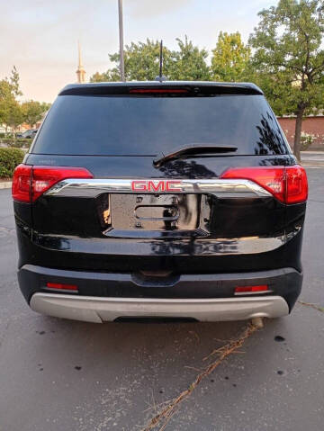 2017 GMC Acadia SLE-1