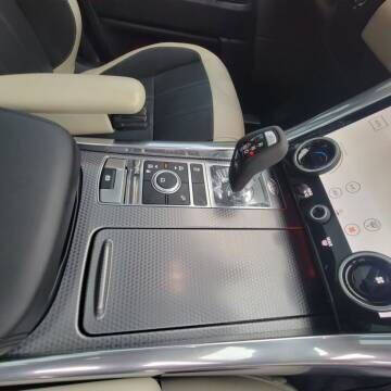 2020 Land Rover Range Rover Sport HST