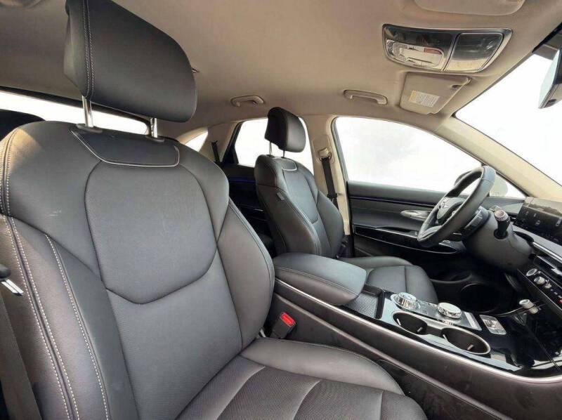 2026 Genesis GV70