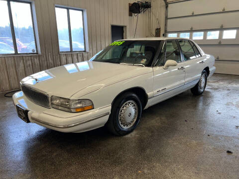 1995 Buick Park Avenue for sale at Sand's Auto Sales in Cambridge MN