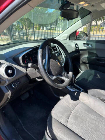 2019 Chevrolet Sonic LT Auto