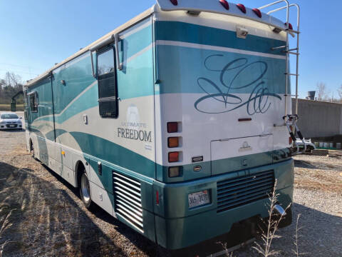 1999 Winnebago Ultimate Freedom